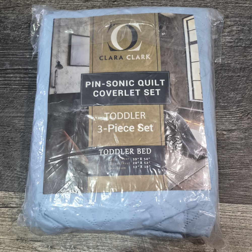 Clara Clark Light Blue Pin-Sonic Toddler Quilt Coverlet Set